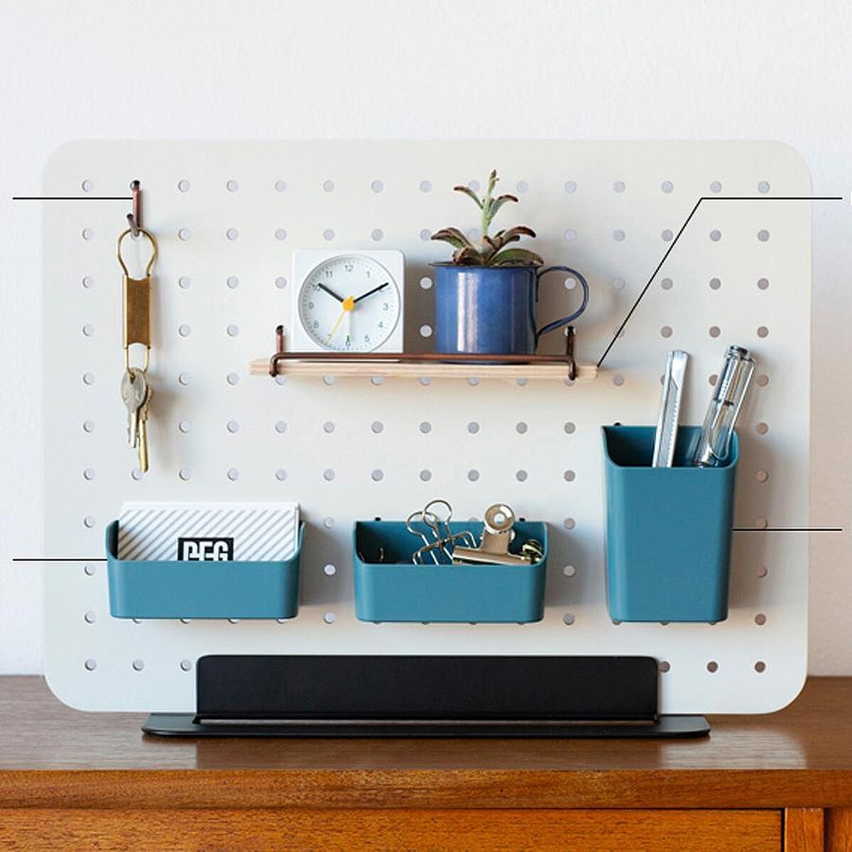 KING JIM PEGGY桌面收納組合架洞洞板。