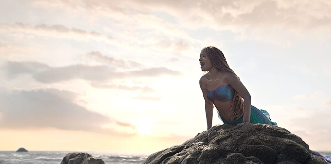 第95屆奧斯卡頒獎典禮上首度曝光的《小美人魚》預告，迪士尼撒出一千萬美金廣告費正式亮相。