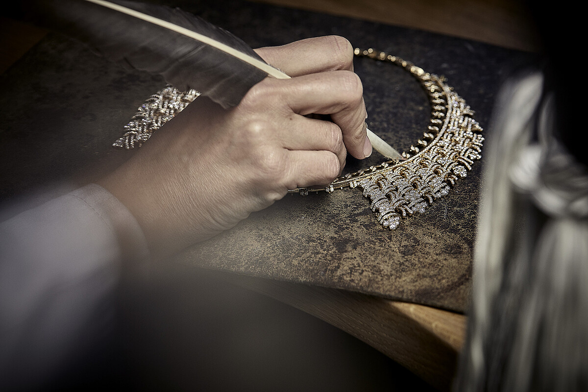 Tweed Royal項鍊工藝製作 - 步驟五