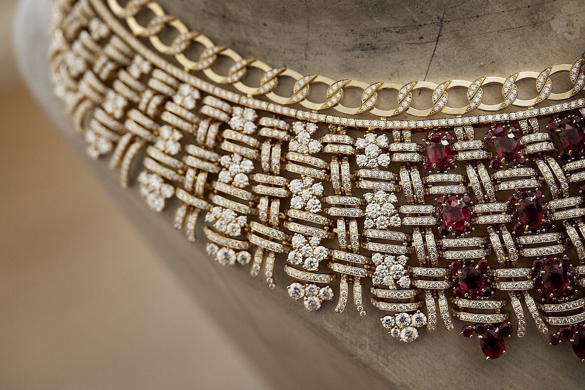 Tweed Royal項鍊工藝製作 - 步驟六