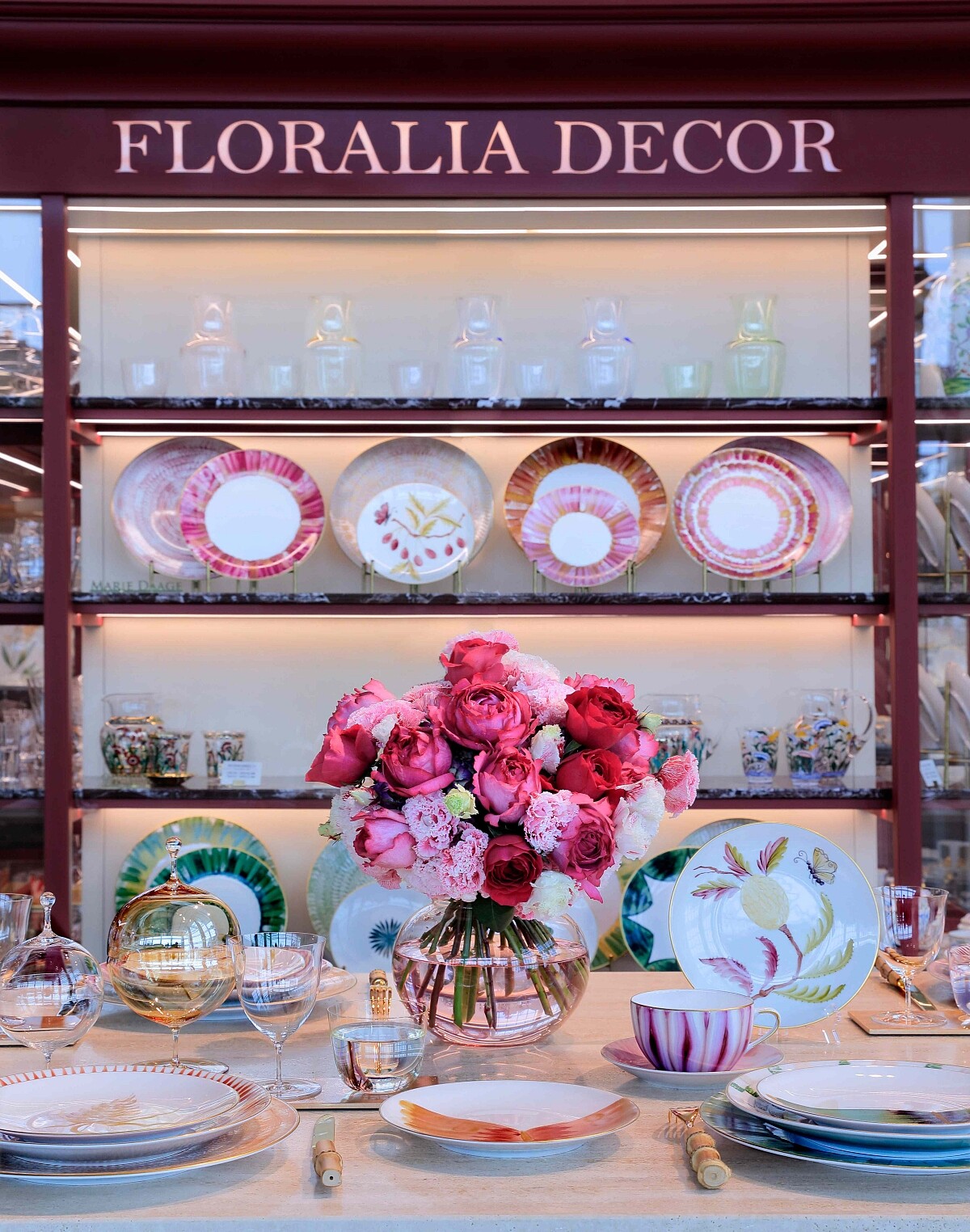 「Floralia D&eacute;cor 花樂雅堂」於百貨商場設點。