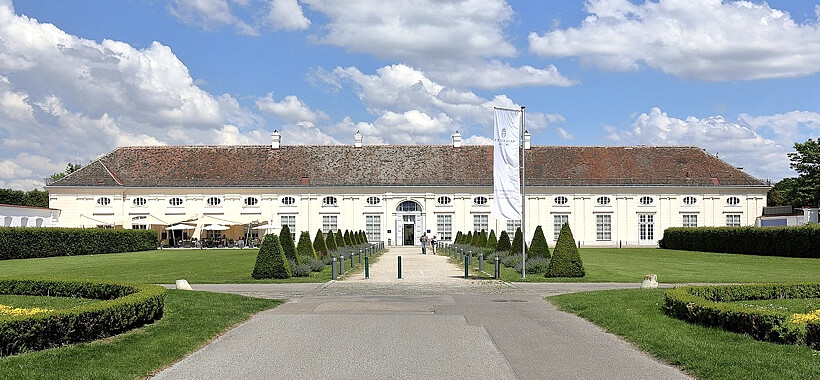 有奧地利帝國「女皇瓷廠」之稱的 Augarten Wien（奧格騰）。