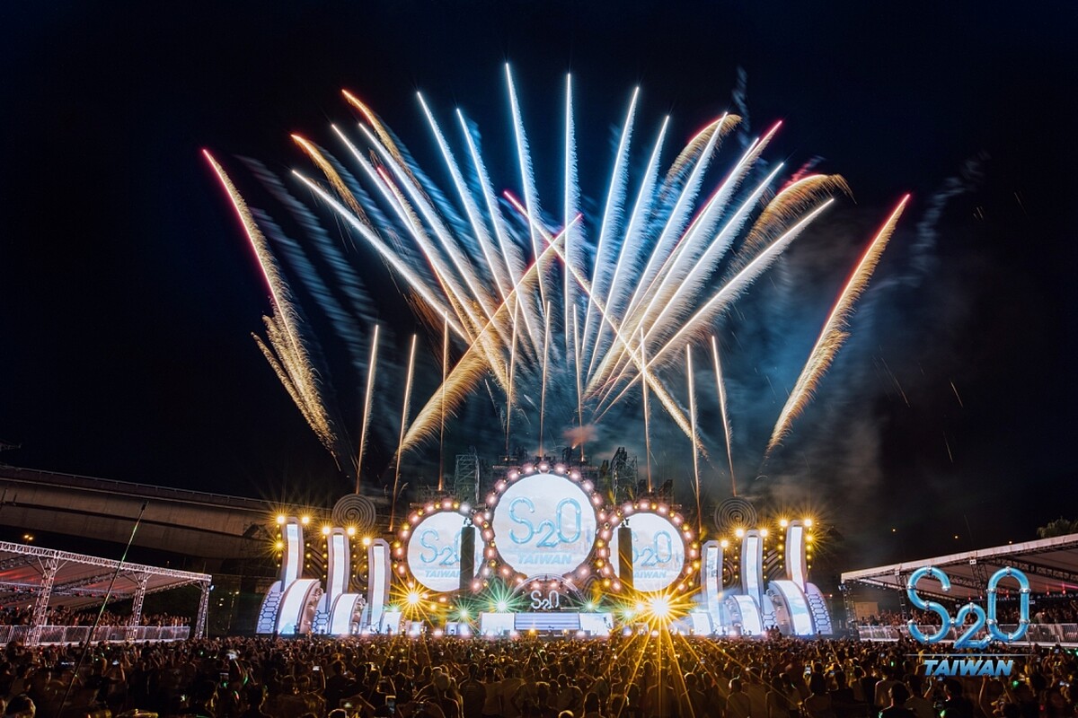 超嗨360度水舞系統