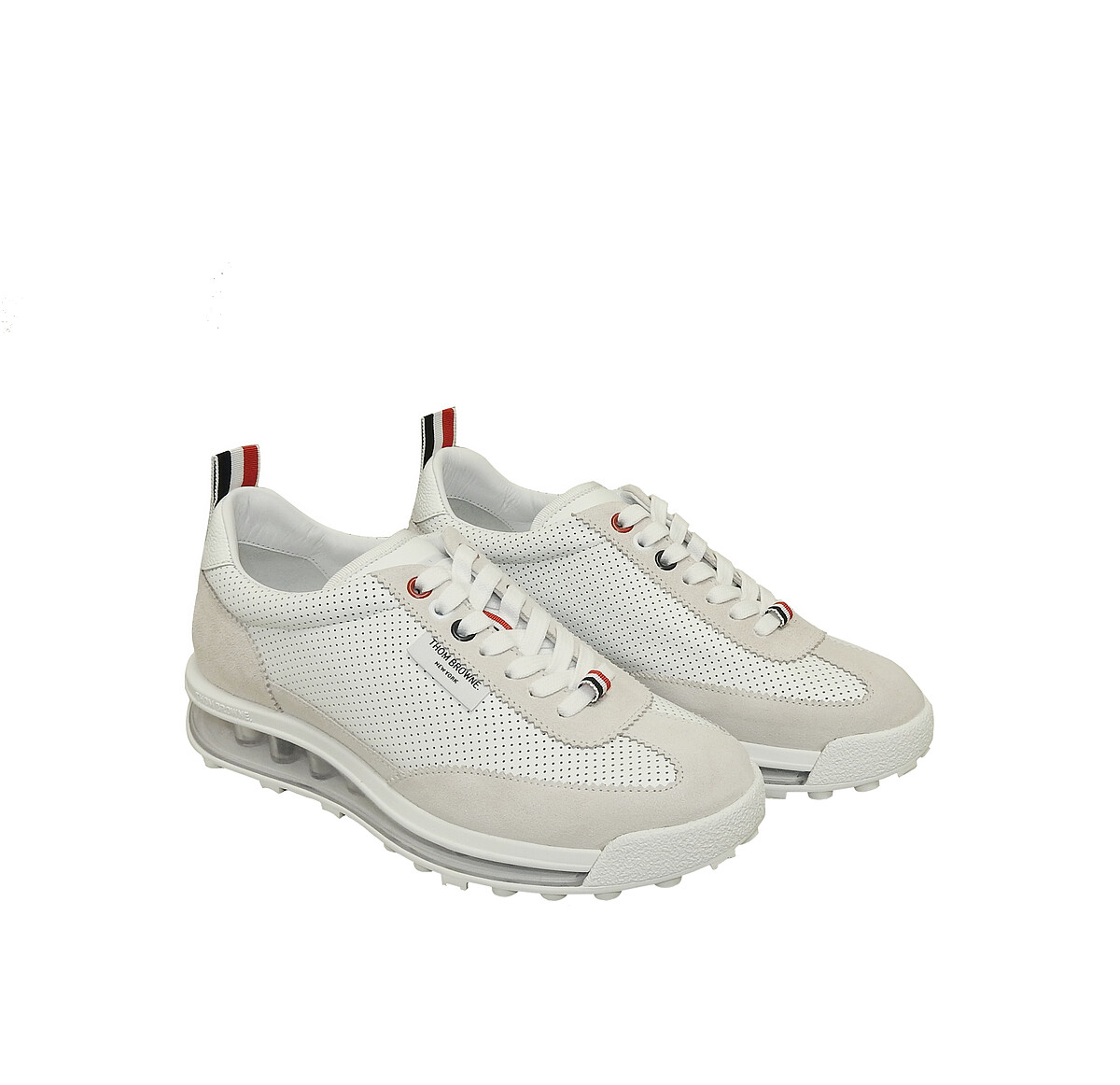 THOM BROWNE 2023 WOMEN 白色小牛皮綁帶休閒鞋，NT25,300。