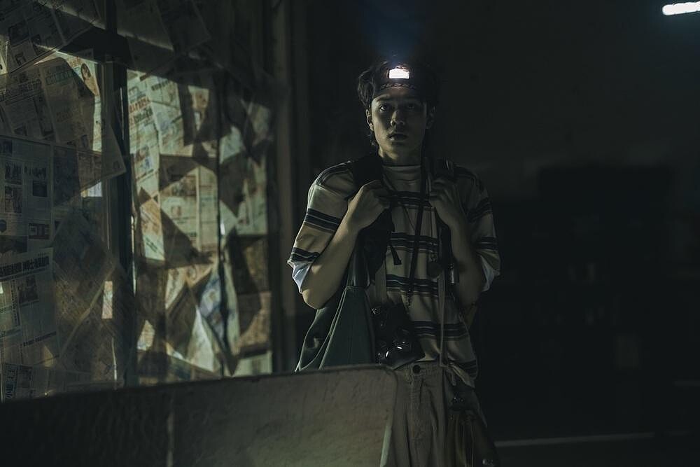 《化劫》劉子銓在戲中飾演超級怕阿飄「小胖」在片場疑似與好兄弟相撞跌跤