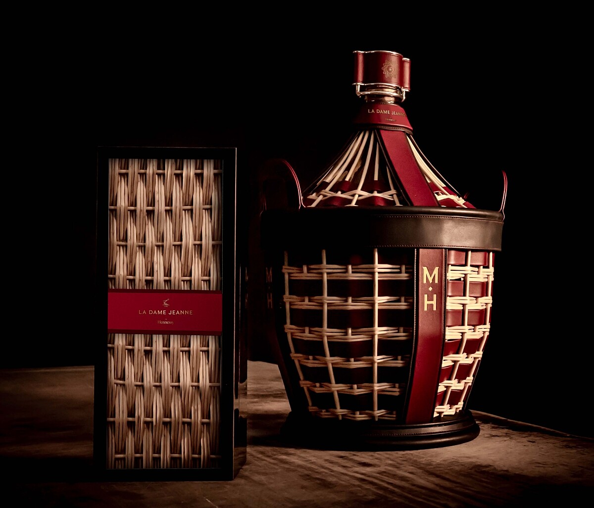 軒尼詩酒莊史上最獨特的干邑「THE DAME JEANNE」。