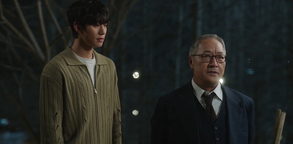 《浪漫醫生金師傅3》車教授(右)要徐宇鎮珍惜車恩彩，終於認同並祝福兩人