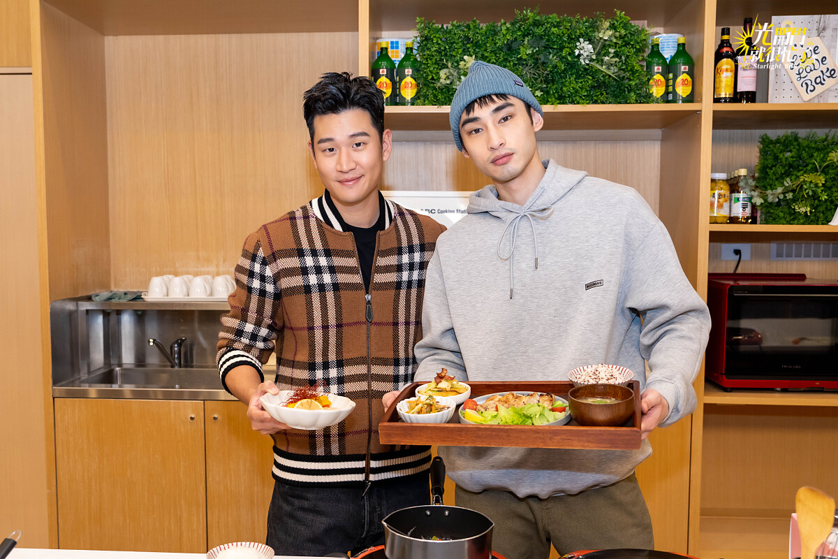 《光開門就很忙了》周興哲與章廣辰認默契不錯。