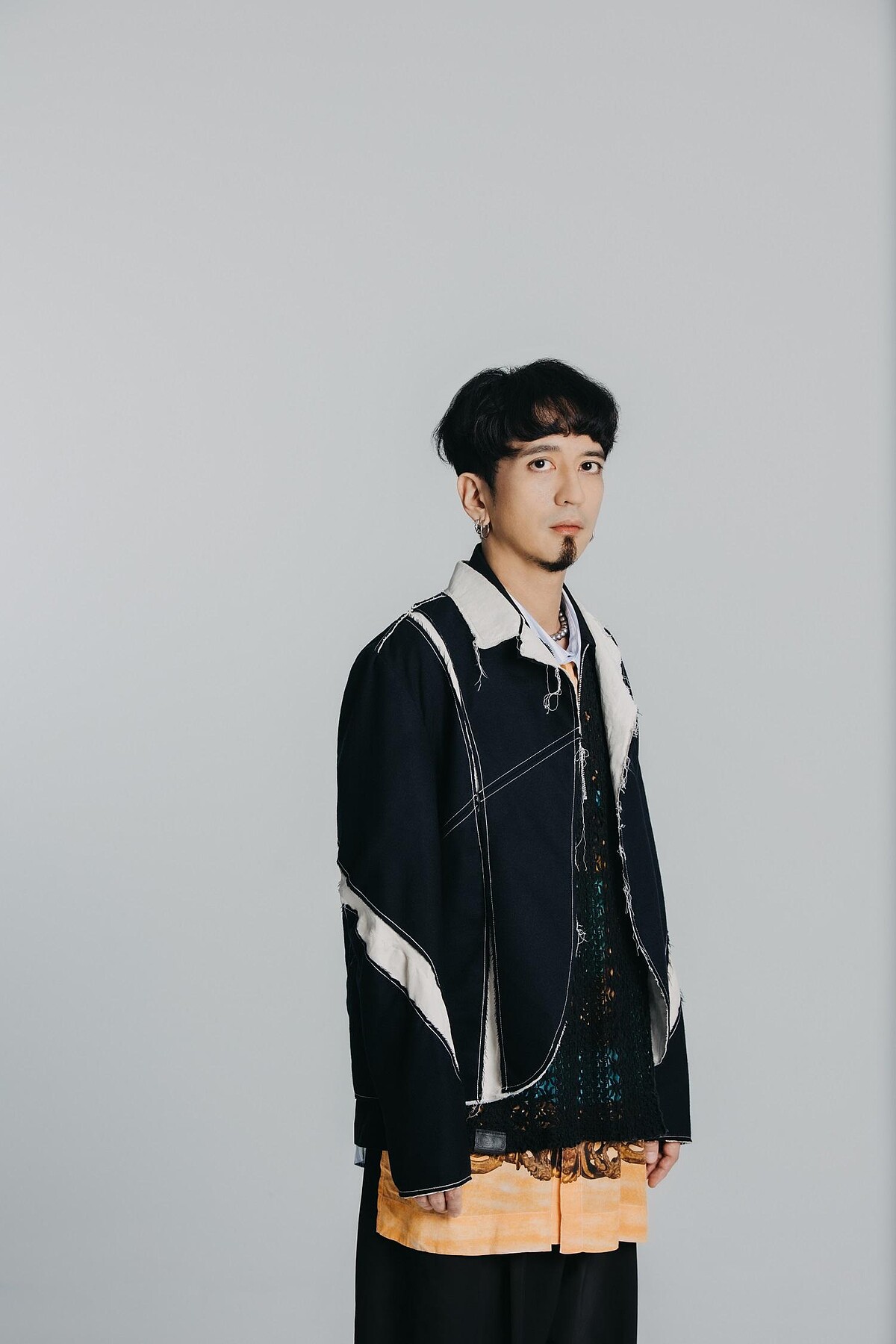 「康士坦的變化球」吉他手／主唱 Arny