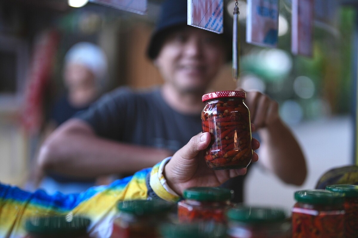 也透過醃漬的智慧保存食物。