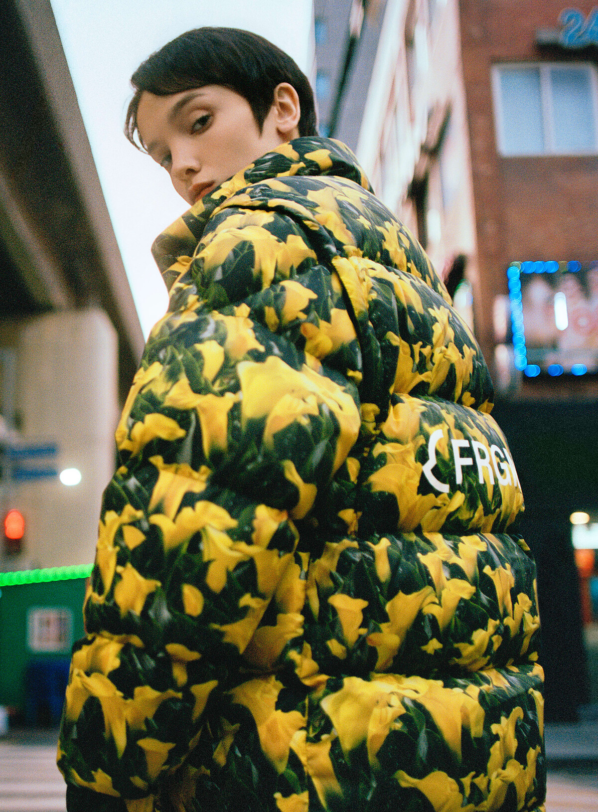 百合花羽絨夾克。