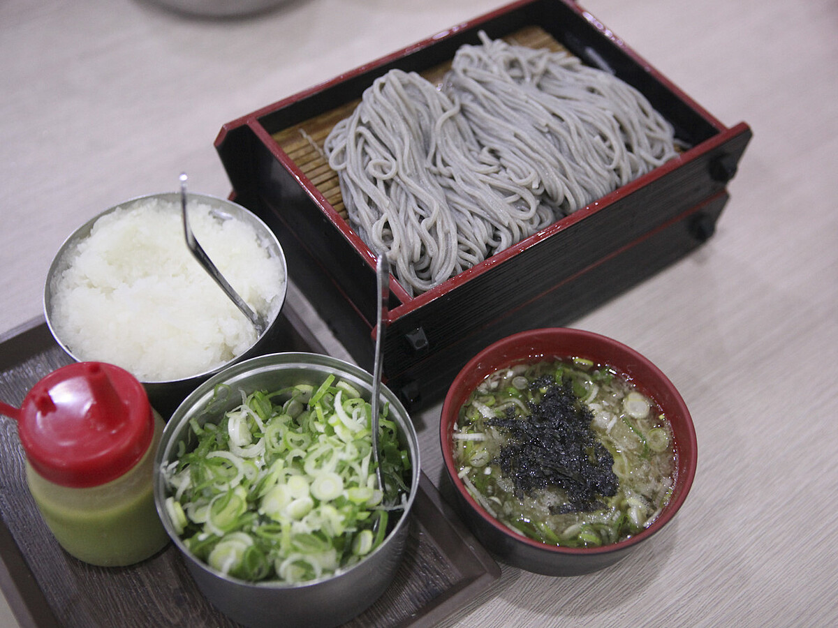 光化門美進(광화문미진)蕎麥麵(翻攝自Naver Map)。