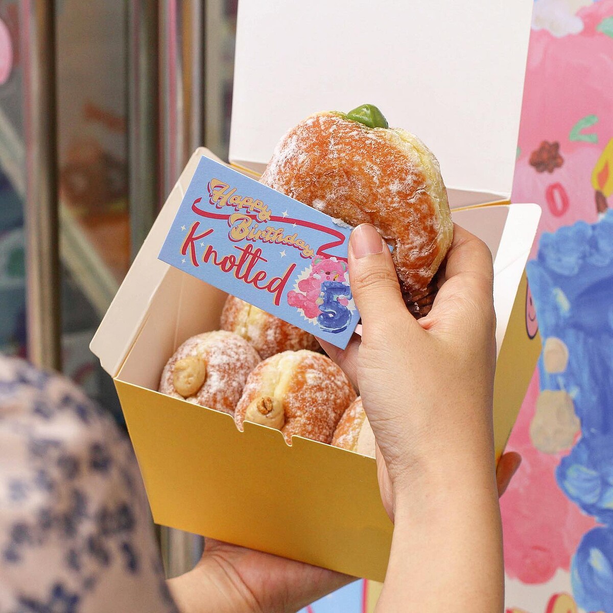 Photo/IG@cafeknotted