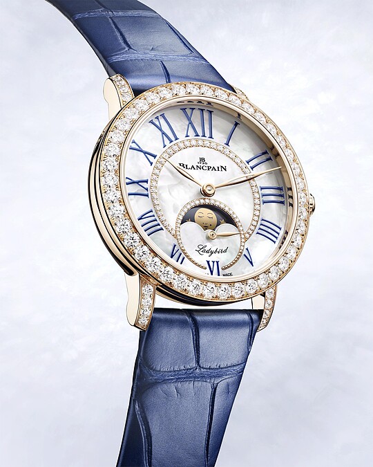 Ladybird Colors系列月相腕錶