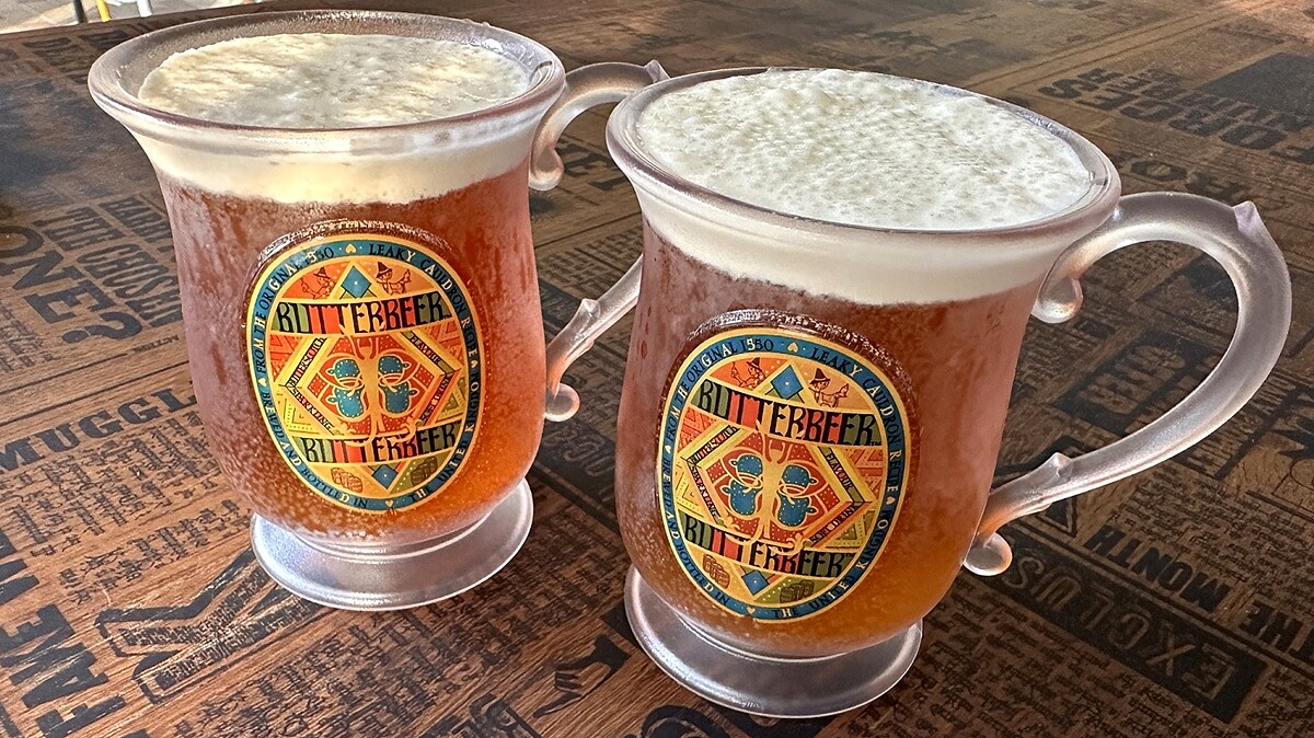 別忘記在露天陽台上喝一杯「奶油啤酒」!