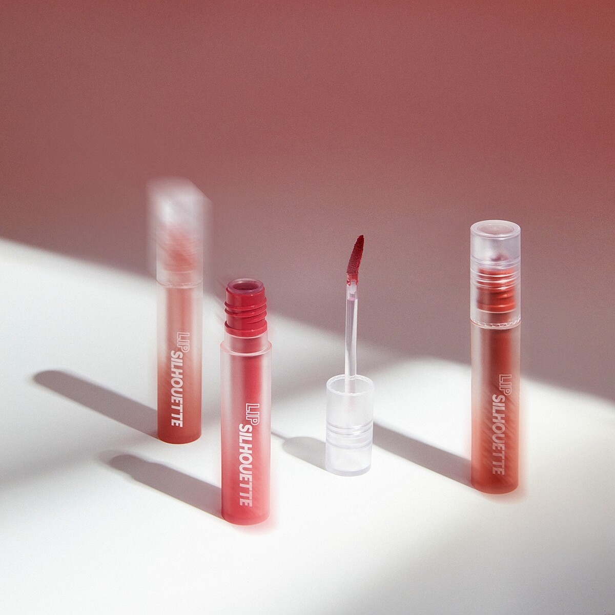 I’M MEME我愛唇欲柔霧唇釉情境。