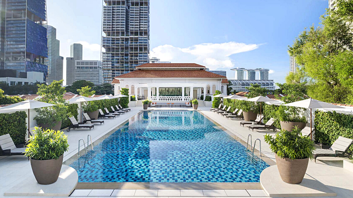 3樓戶外泳池採用鹽水