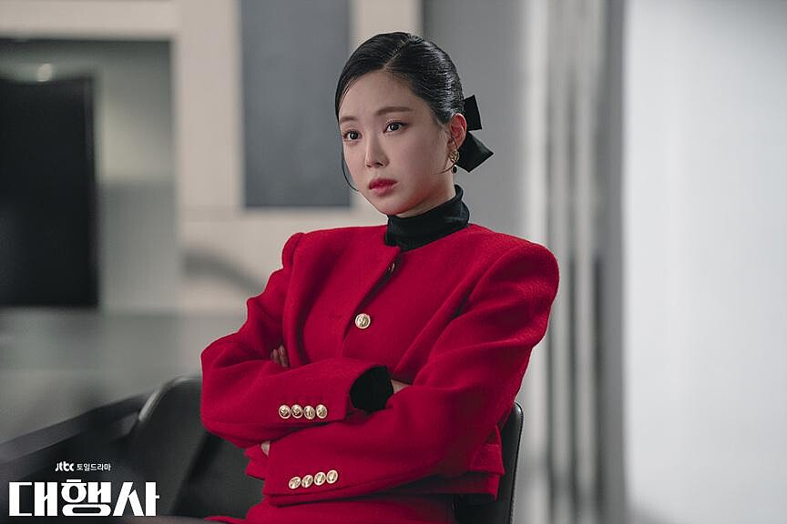 《代理公司》 孫娜恩