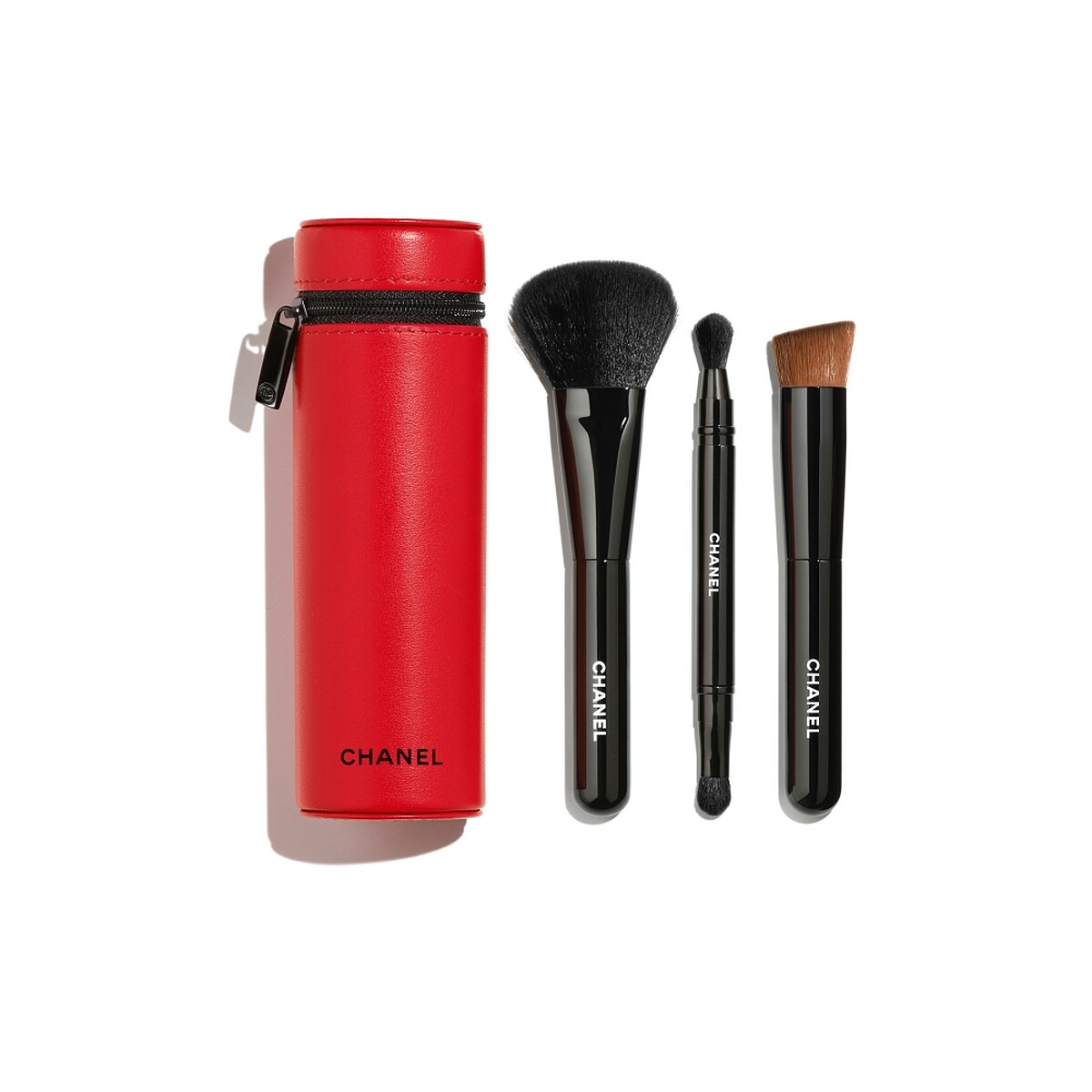 CHANEL香奈兒色彩符碼專業刷具組(#147橘紅)，NT6,930