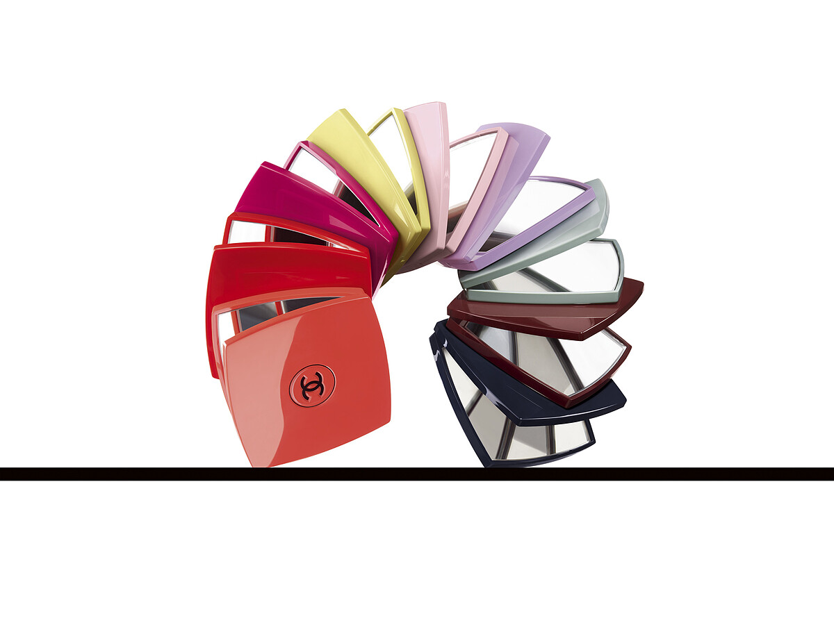 CHANEL香奈兒色彩符碼兩用巧妝鏡(共9色)，NT1,060