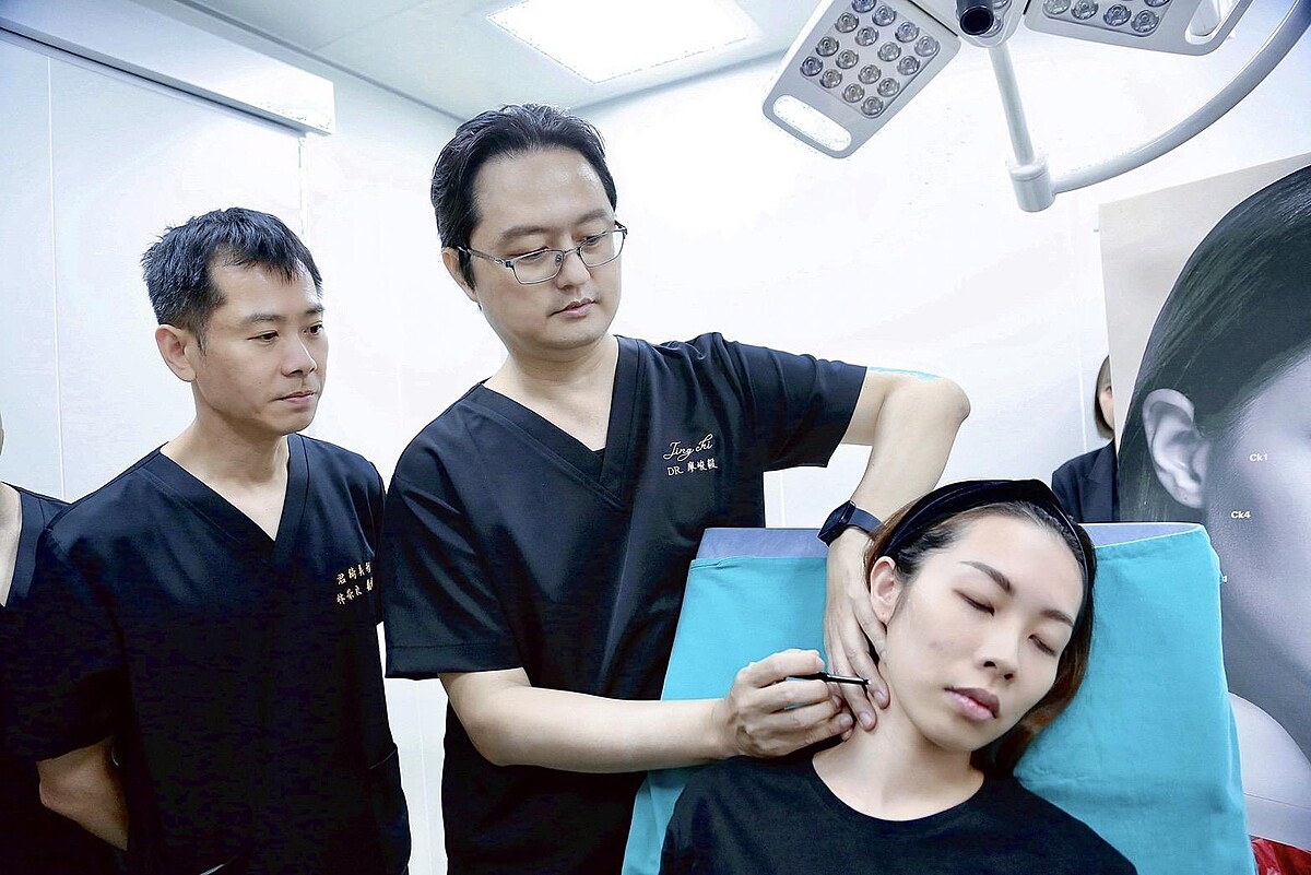 君綺醫師團隊舉辦技術研討會，持續精進治療專業