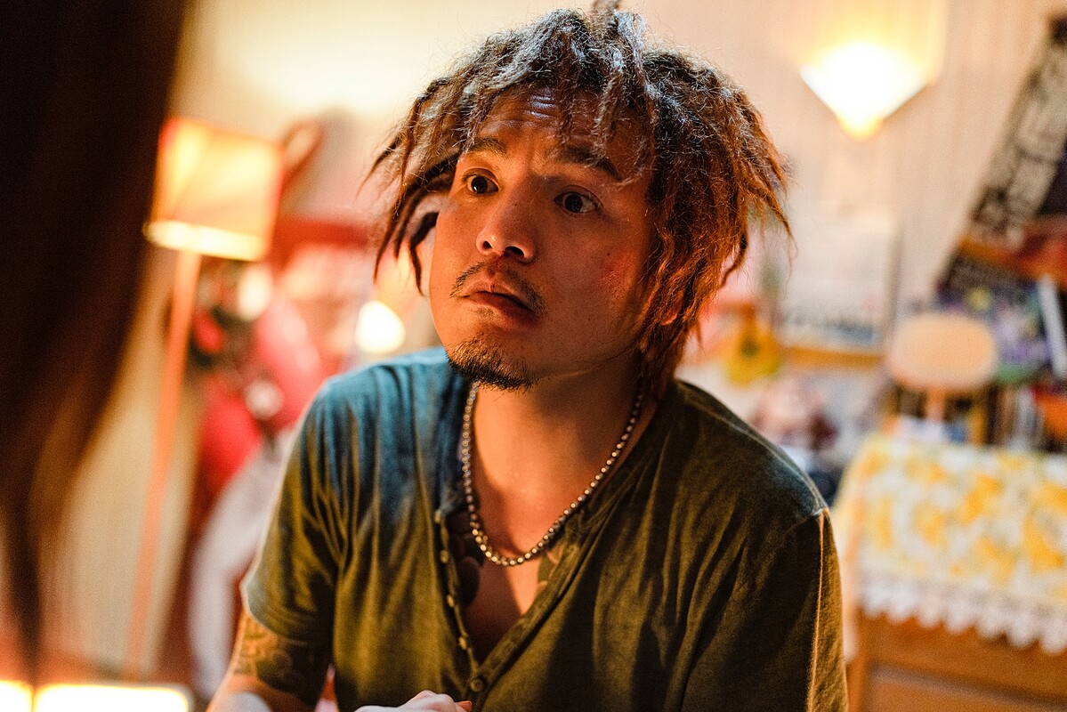 每天為了假髮讓春風上戲之前都要花2小時準備