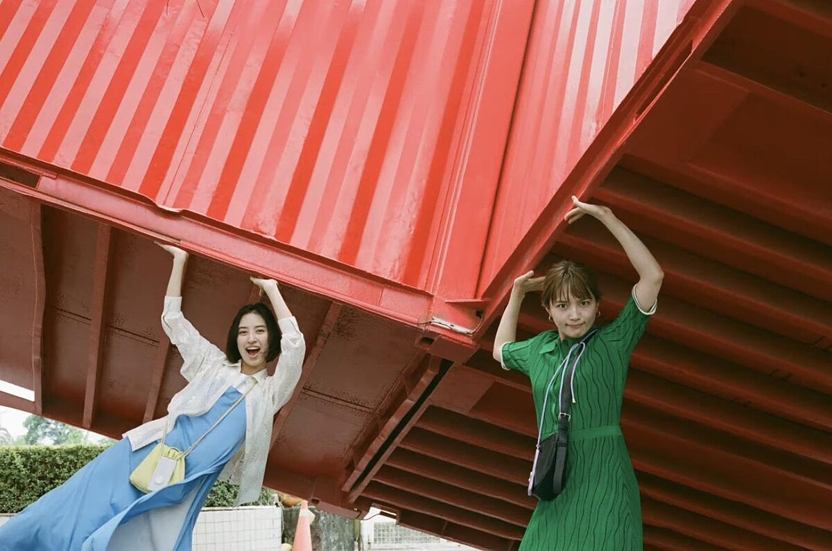 川口春奈、岡本梓 台灣旅行