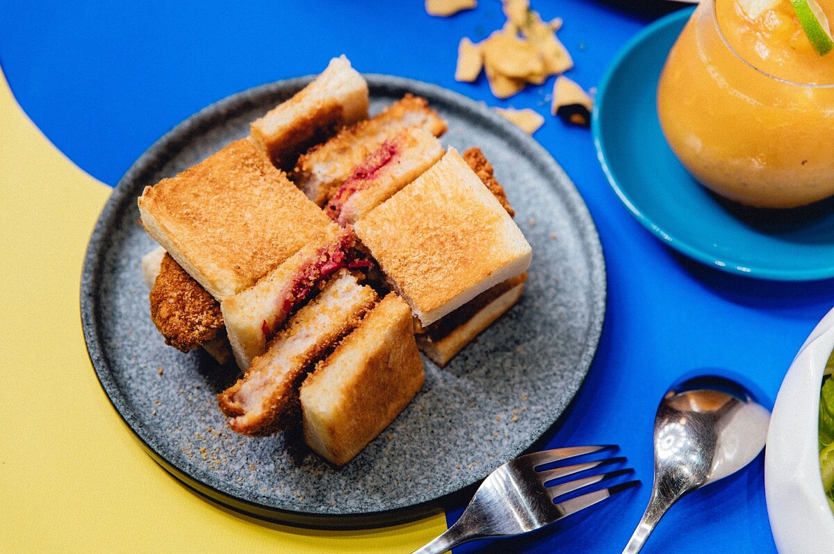 「豬排三明治」。