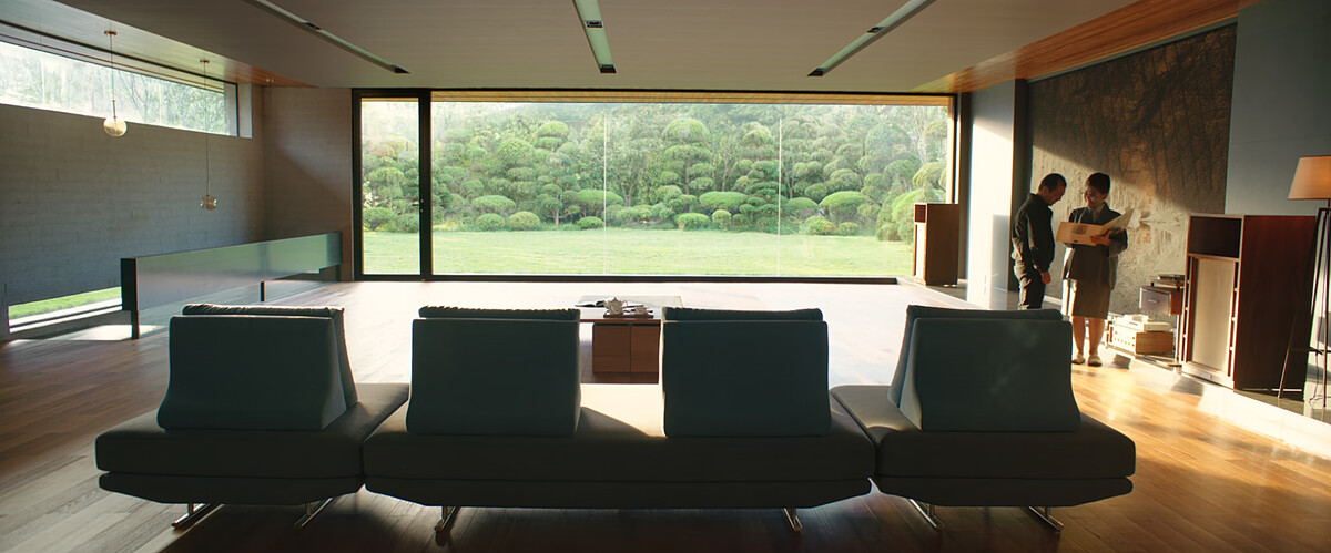 《寄生上流》內外結構裝潢