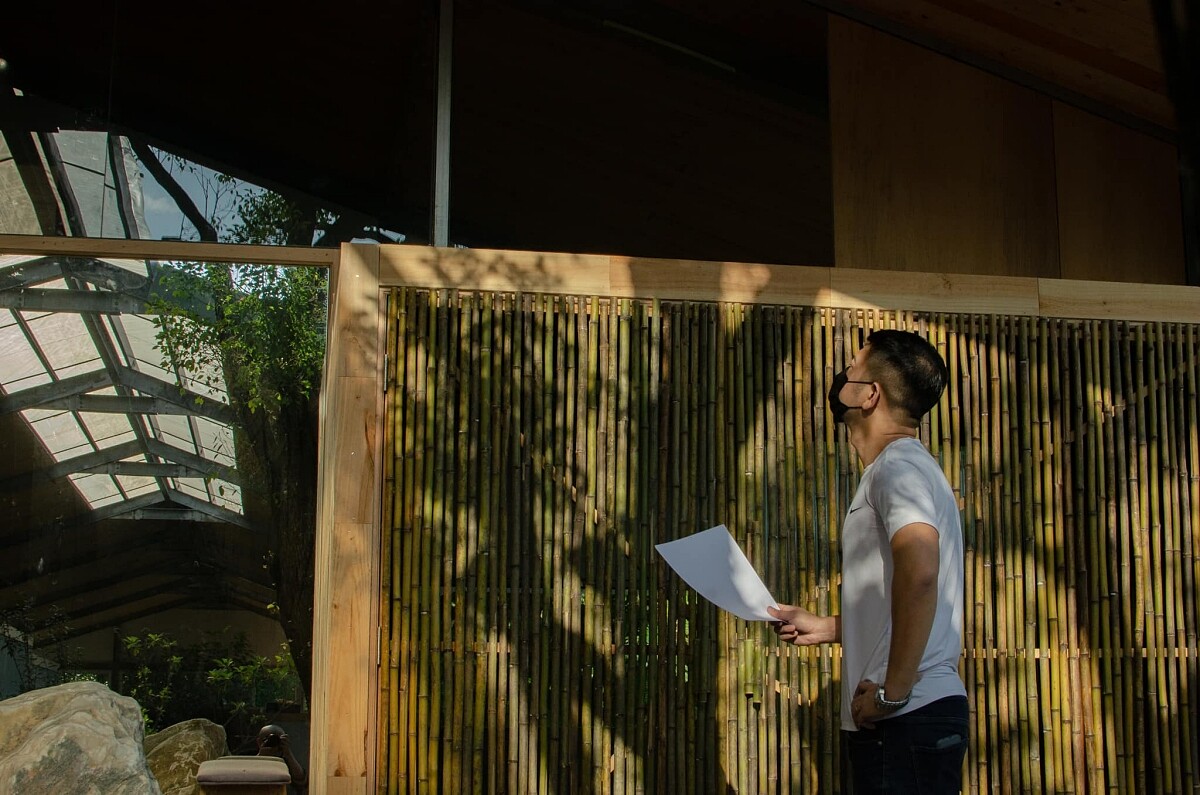 小雨與阿佐夫妻親手打造「小雨林」。