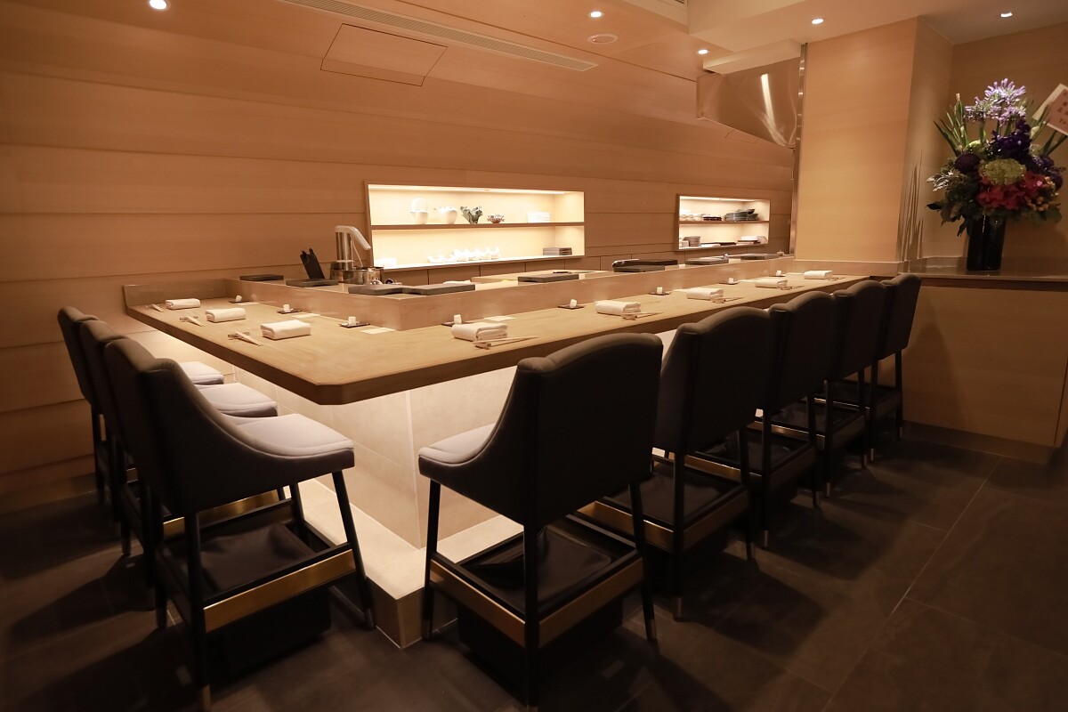 壽司芳台北店空間，高雅大器。