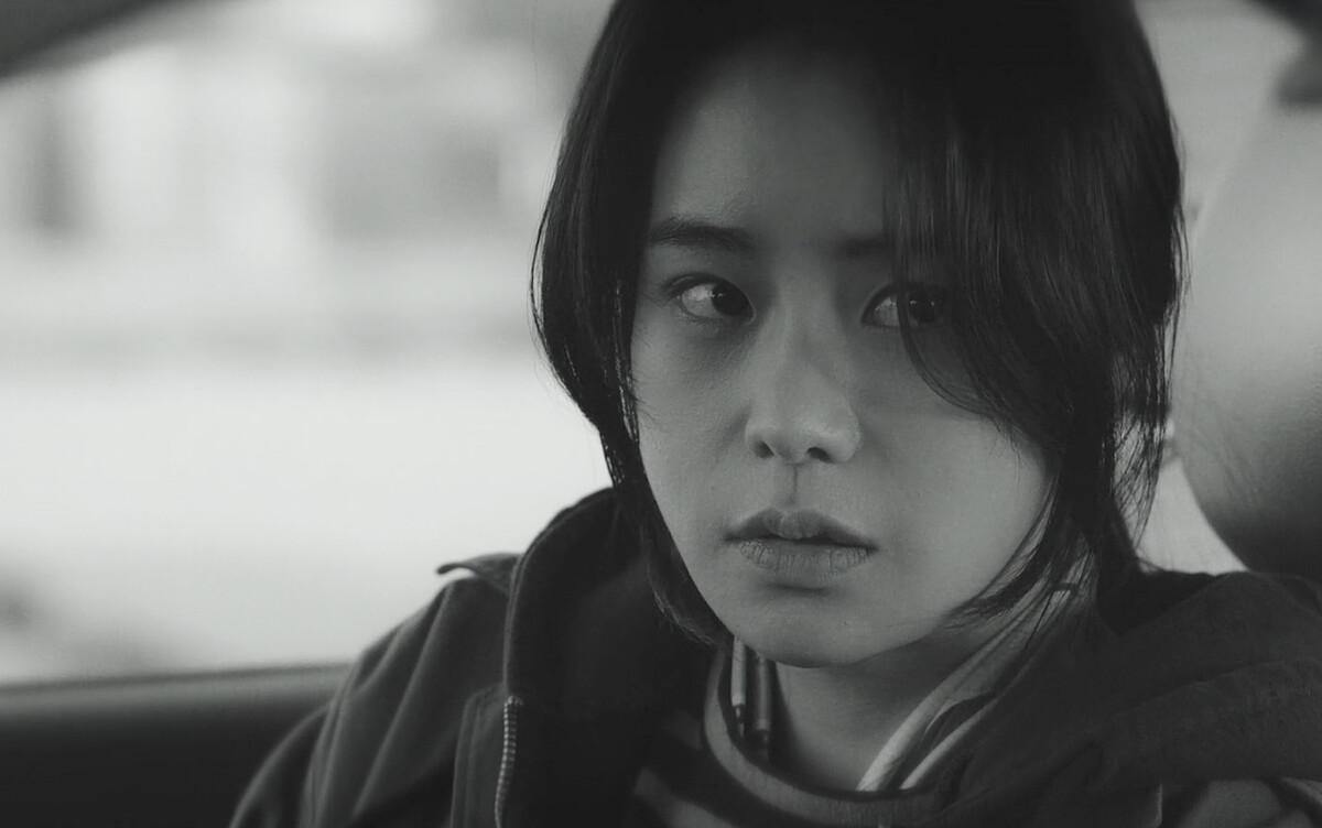 《有院子的家》看似就是殺夫兇手