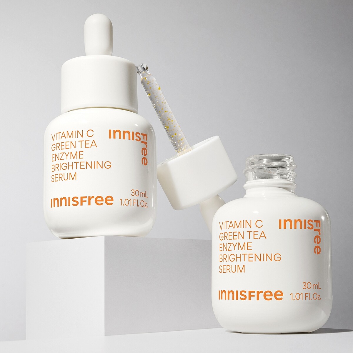 INNISFREE維他命C淨亮精華30ml，NT1,080