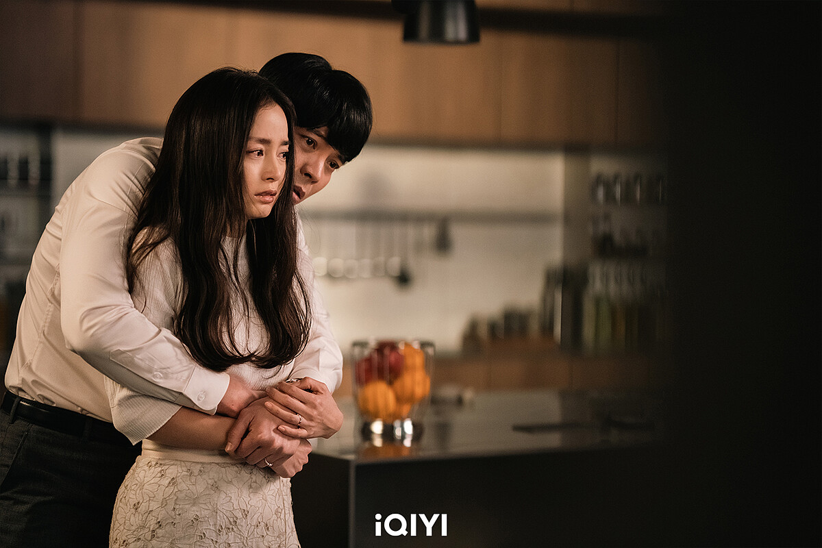  金泰希、林智妍《有院子的家》深度解析