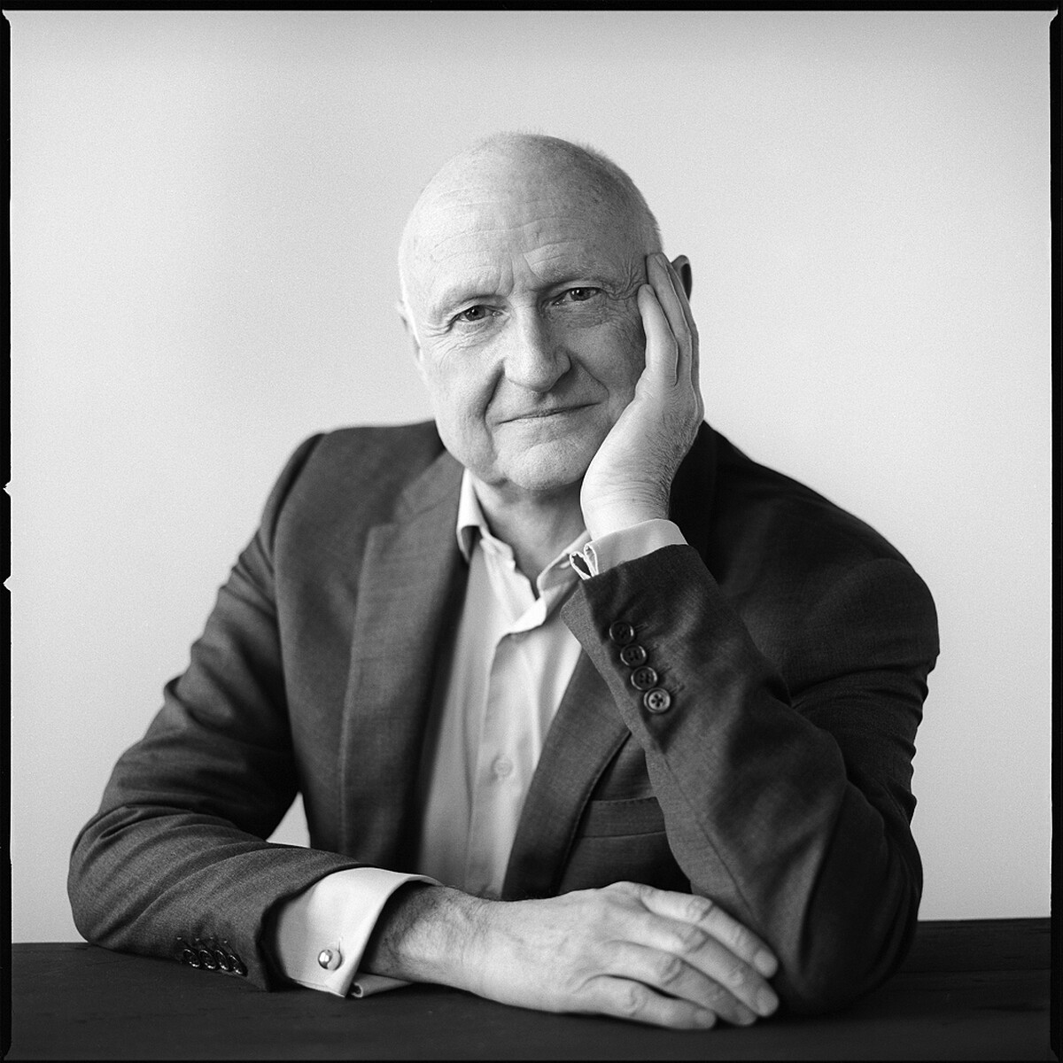 Frederic Malle仕女肖像香氛創作家Dominique Ropion。