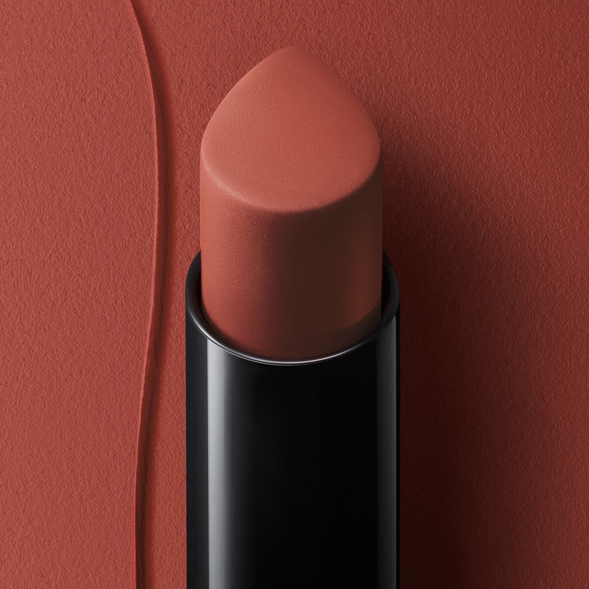 亞曼尼全新【奢華絲絨訂製唇膏】NTD$1,500