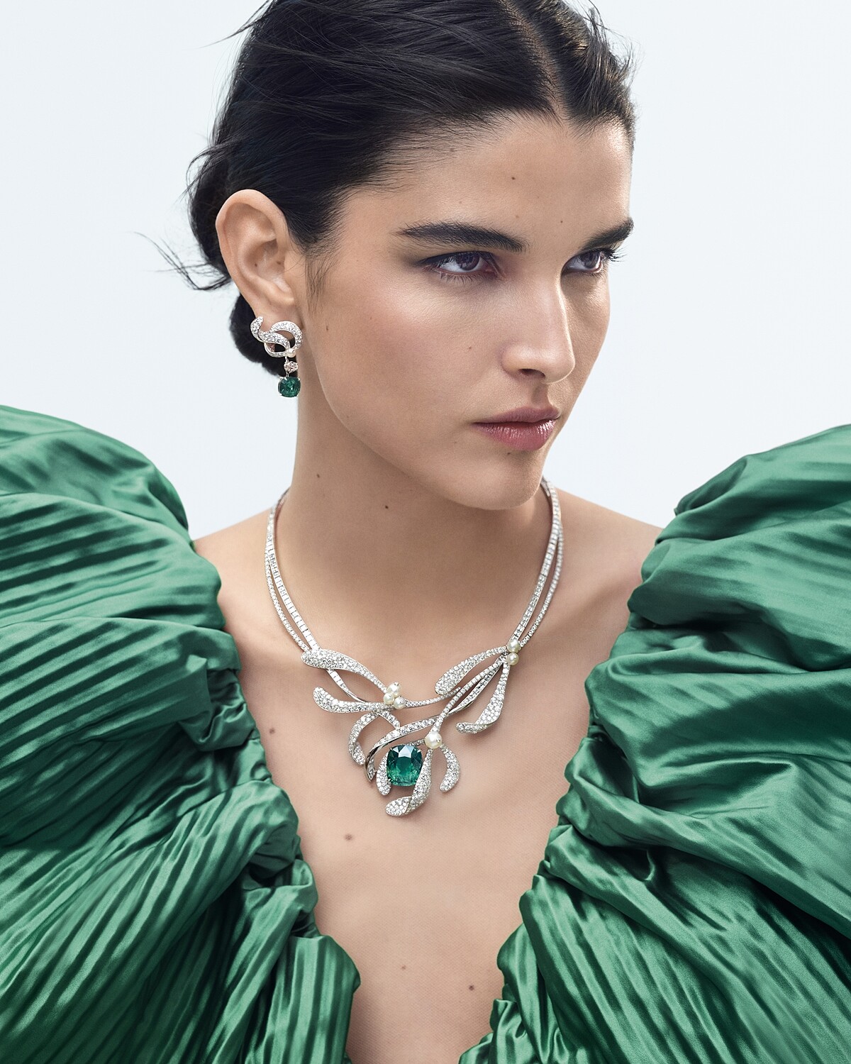 CHAUMET 頂級珠寶 模特兒穿戴圖