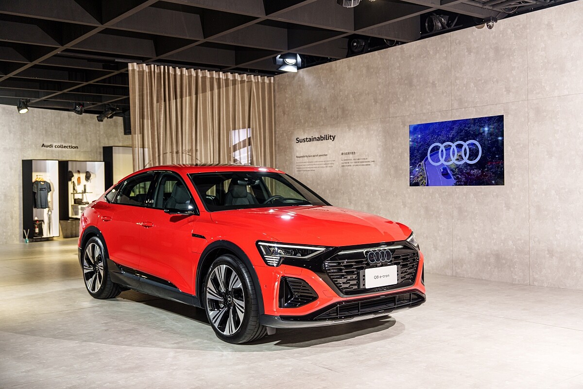 Sustainability 永續展區_Audi Q8 Sportback e-tron。