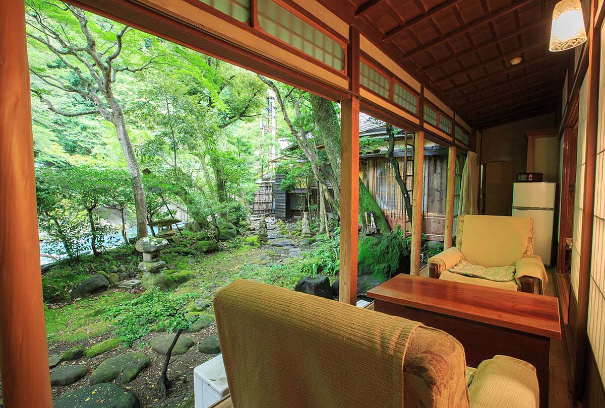 吉川英治每次都會下榻的「桜ニ」房型。