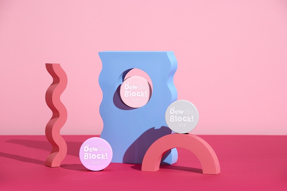 1028 Dew Block! 超保濕蜜粉餅(柔膚/透明/嫩紫，共3色)，NT220