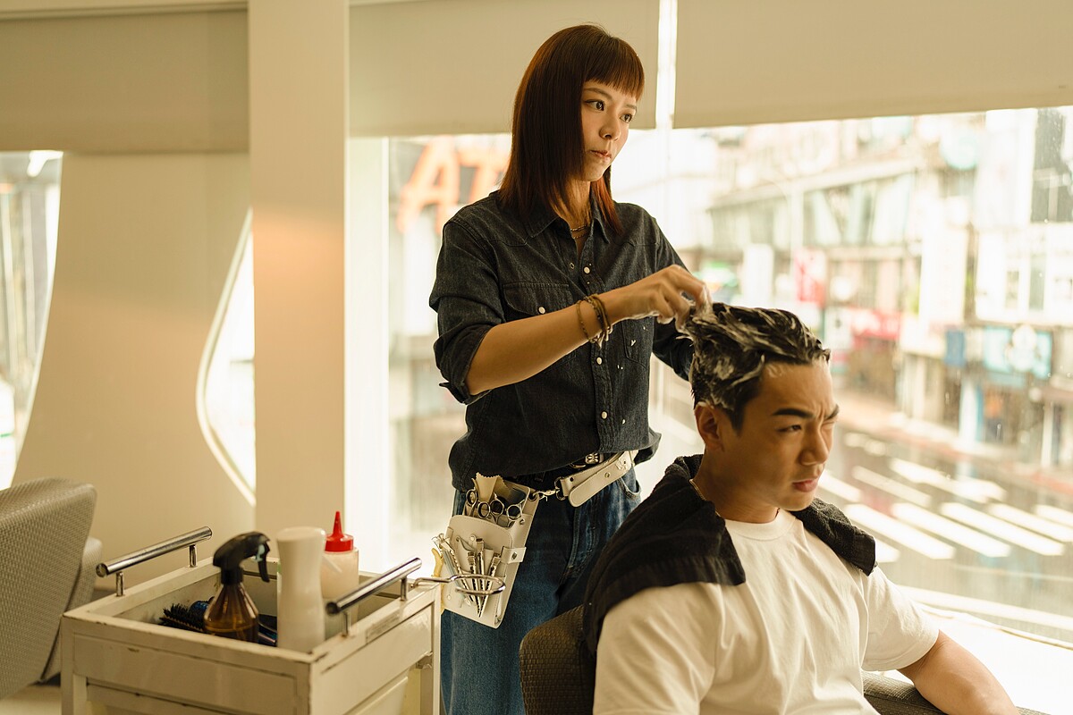 《請問，還有哪裡需要加強》宋芸樺第一次剪到手是因為何浩辰