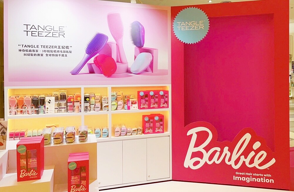 Tangle Teezer X Barbie 聯名梳統一時代百貨台北店快閃店。