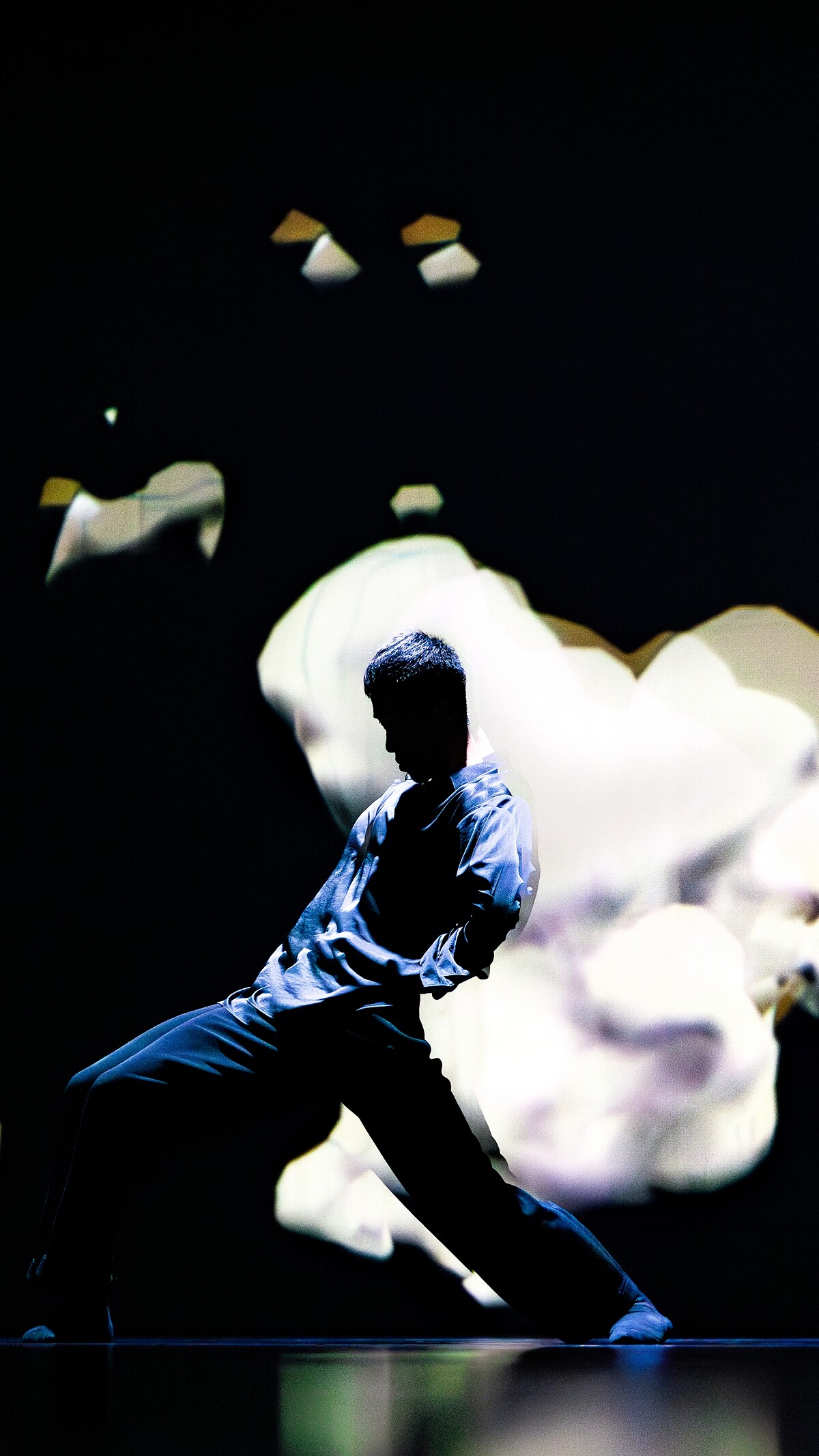 雲門50 鄭宗龍《波》（攝影／李佳曄）