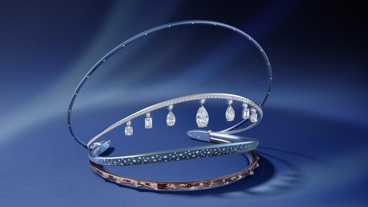 Metamorphosis by De Beers 系列 Winter 冠冕頭飾，以鉑金和鈦金屬製成，華麗的四環設計象徵著水在整個冬天所經歷的循環，正中央是一顆重達8.49 克拉的梨形切割鑽石，光芒分外動人。