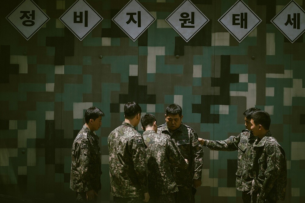 《D.P：逃兵追緝令2》第二季劇照