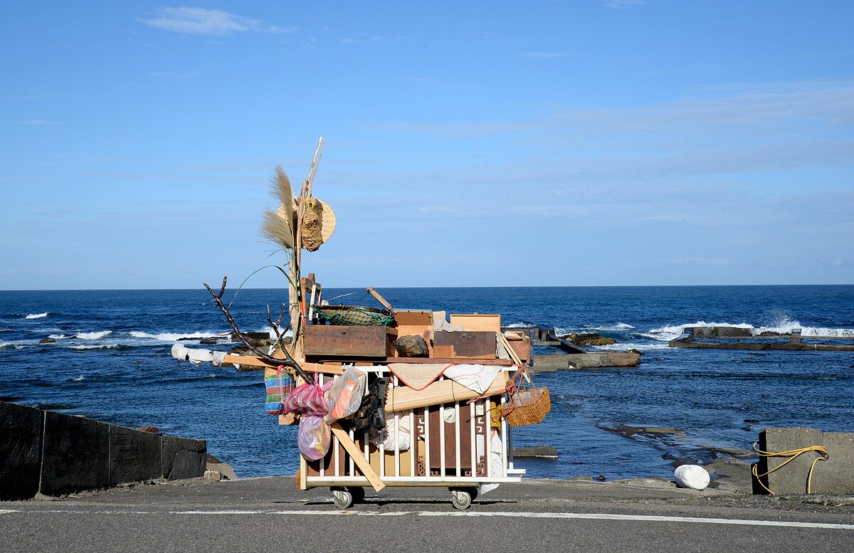 石在工作隊ExiStone Workgang《浪的遷徙者，與他們的紀念物》Moving in Waves