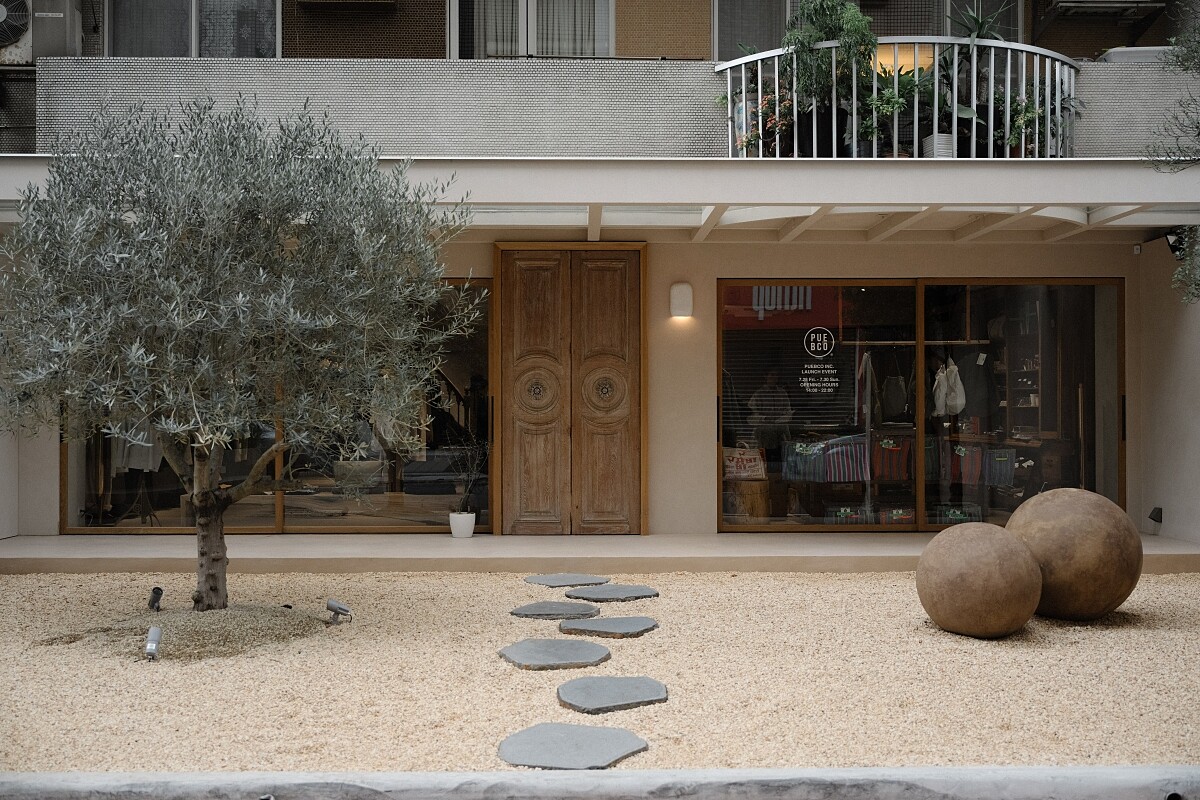 位於東區的「Groovy」實體店面。