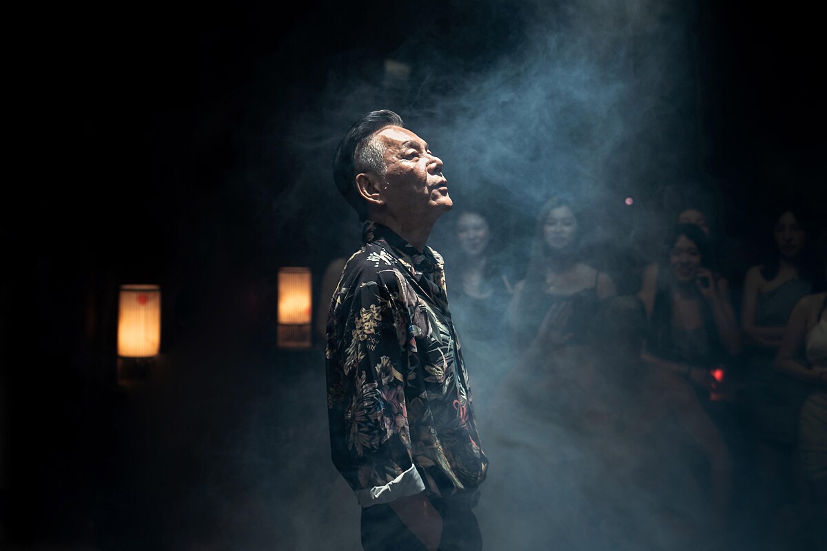 《地獄里長》本週開展新劇情，再見已故金鐘視帝龍劭華的精湛演技與帥氣身影