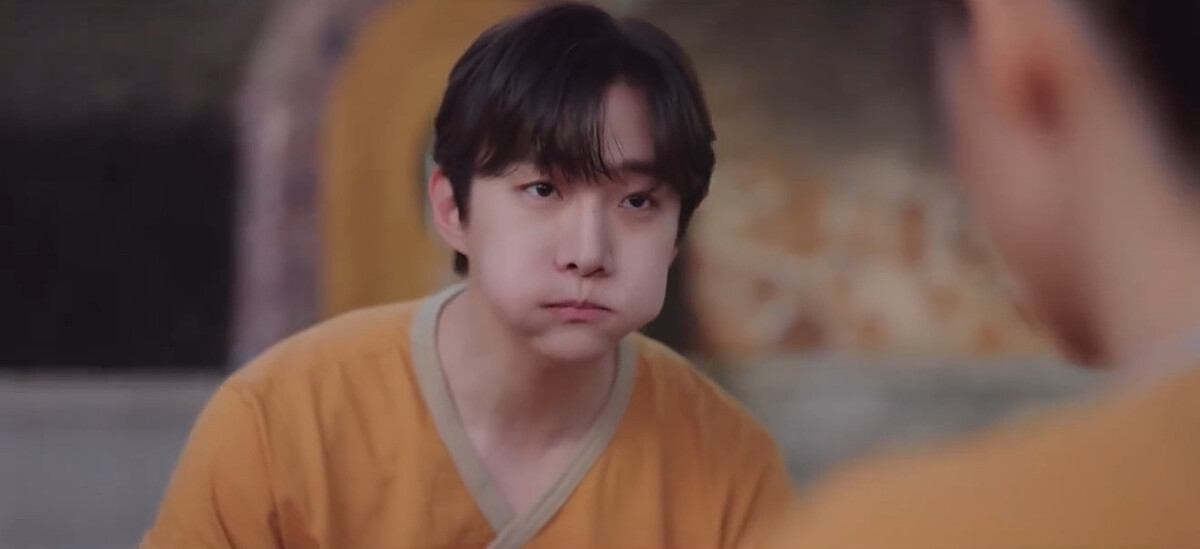 本部長連吃個雞蛋都好好吃的樣子