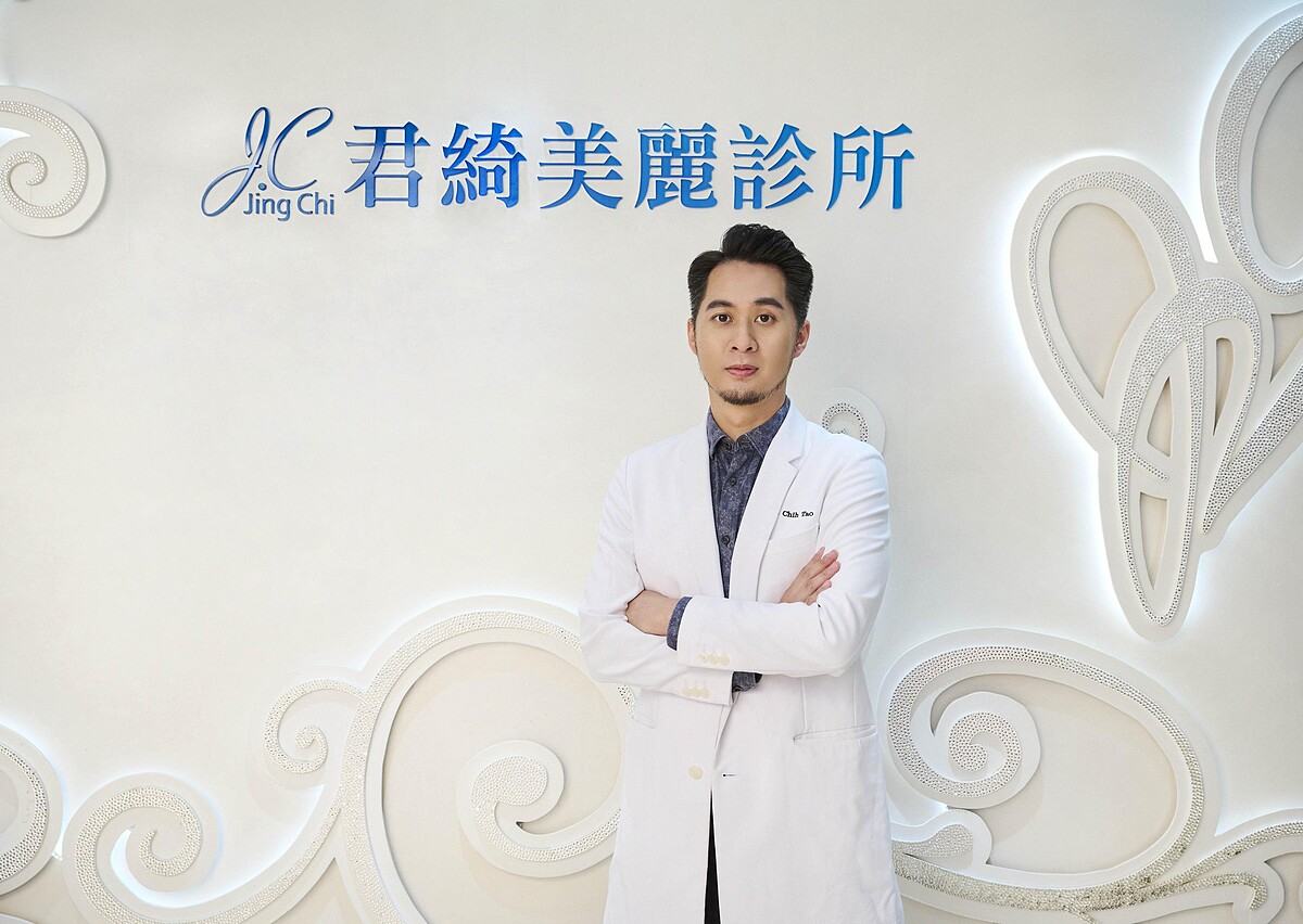 圖/何醫師表示長效凝膠玻尿酸擁有優異的抓水力、極高親膚性，任何膚質都適用，是保濕療程首選